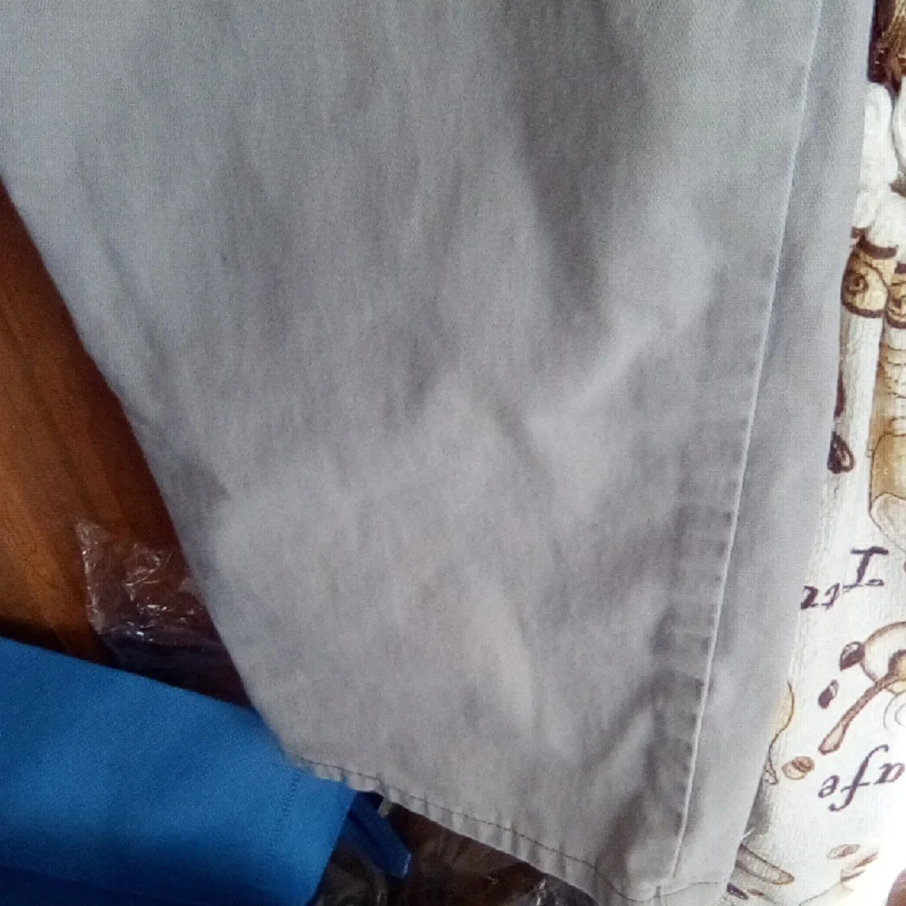 Lee Women's Straight Leg Jeans in Beige - Picture 10 of 16